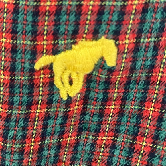 Cute plaid button-up - Picture 7 of 10